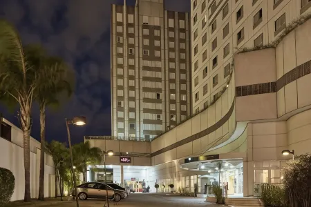 Mercure Sao Jose Dos Campos Отели в г. Сан-Жосе-дус-Кампус