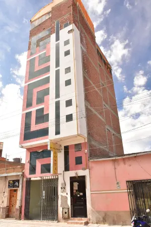 Hostal SIN Fronteras Отели в г. Уюни