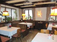 Gasthaus-Krone-Post Hotels in Simonswald