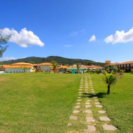 Morro Das Pedras Clube Hotel Отели рядом с достопримечательностью «Пляж Лагоинья-ду-Лесте»