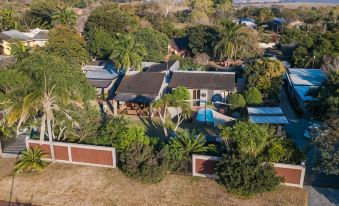 Ama Zulu Guesthouse & Safaris
