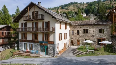 Auberge les 1000 Cols, Anciennement Val D Azur Các khách sạn ở Saint-Veran