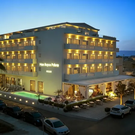 Mon Repos Palace - Adults Only Отели рядом с достопримечательностью «Автовокзал»
