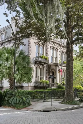Hamilton Turner Inn