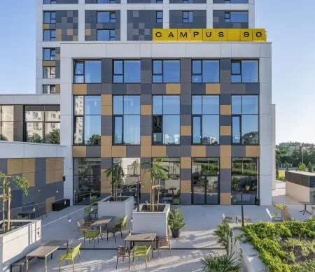 Hotel Campus 90 - Free Parking Отели рядом с достопримечательностью «Приморский парк»