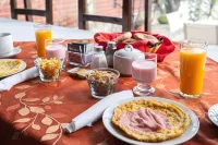 Hotel Santa Cruz - breakfast