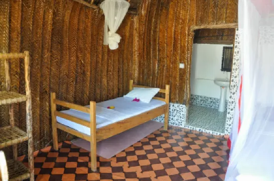 New Jambo Bungalows - Hostel Hotels in 
