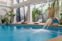 Queen's Court Hotel & Residence - 5 stjerner