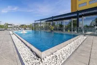 Hotel Aura Design & Garden Pool - Rooftop Pools