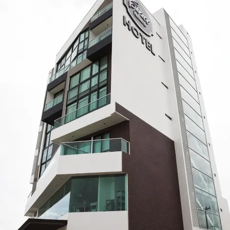 Hotel Cinco Monteria