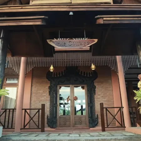 Inle Cottage Boutique Hotel Отели рядом с достопримечательностью «Монастырь Шве-Ян-Пяй»