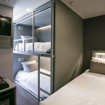 Philstay Myeongdong Station Отели рядом с достопримечательностью «Туристическое бюро SeoulNTour»