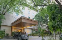 ASTER GRAND BY ZENQ SAKET Hotel in zona Pavitr Rastogi Design