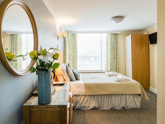George Oxford Hotel