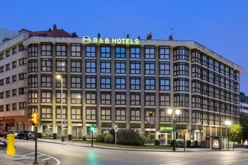 B&B HOTEL Gijón Centro Begoña - 3-Star