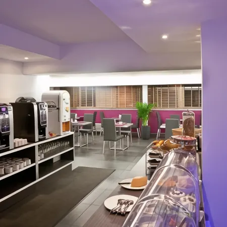 Privilège Hôtel & Apparts Eurociel Centre Comédie Отели в г. Монпелье