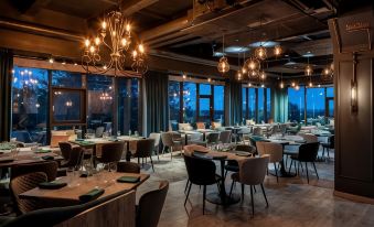 Sky Blue Hotel & Spa