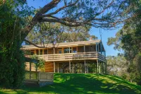 Iluka Retreat Glamping Village & Group Lodge Accommodation Hotels in Red Hill