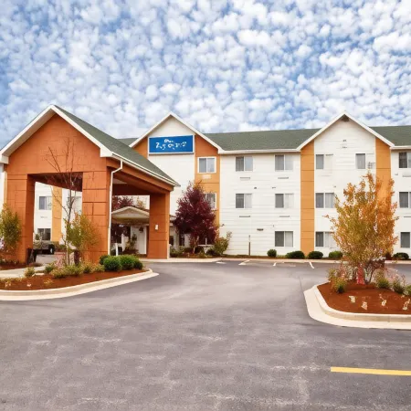 Baymont by Wyndham Gurnee