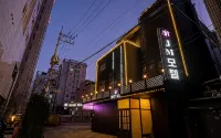 Anyang JM Hotels near Anyang University