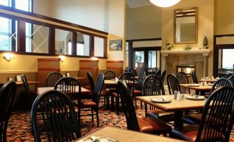Four Points by Sheraton Portland East