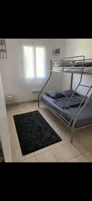 Appart. Charming T3 in American-style residence Hotels near Gare de Sarlat