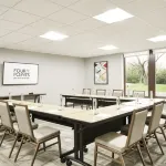 Four Points by Sheraton Chicago Westchester/Oak Brook Hotels in Broadview