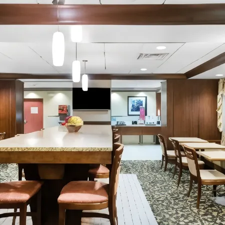 Hampton Inn Roanoke/Hollins-I-81