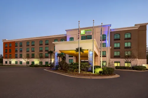 Wingate by Wyndham Mobile I-10 Bellingrath Gardens