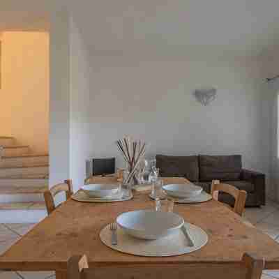 Elegant Residence Ea Bianca 2 Bedroom Sleeps 6 Plus Extra Bed Available No0715 Others