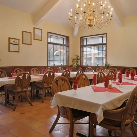 Merced Inn & Suites