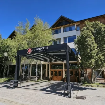 Pioneros Suites & Spa by Grupo Tierra Gaucha Hotels near Llao Llao