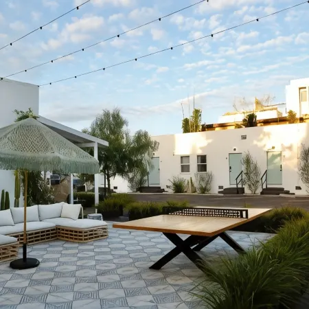 Aliza Hotel