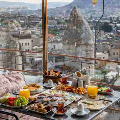 Charming Cave Hotel Dining/Meeting Rooms