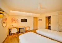Bloom Hotel - Juhu - Beach