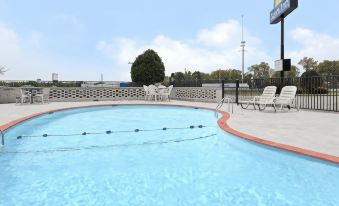 Days Inn by Wyndham Jacksonville