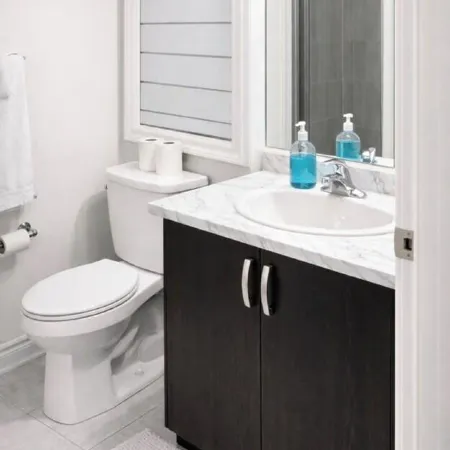 Private, cozy 1 bedroom guest suite  in Oshawa with free parking.