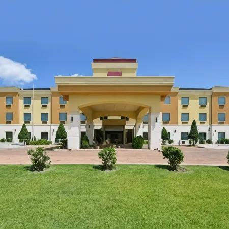 Comfort Suites Bay City