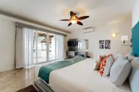 Crown Villa - Luxury Beachfront 8 bedroom property