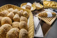 Airporthotel Berlin Adlershof - breakfast