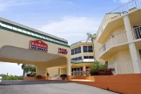 Courtyard Key Largo