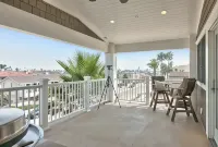 Luxury Beachfront Oasis w/ Channel Island Views - 4 stjerner