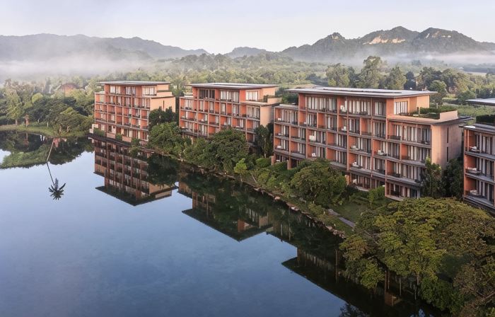 atta Lakeside Resort Suite