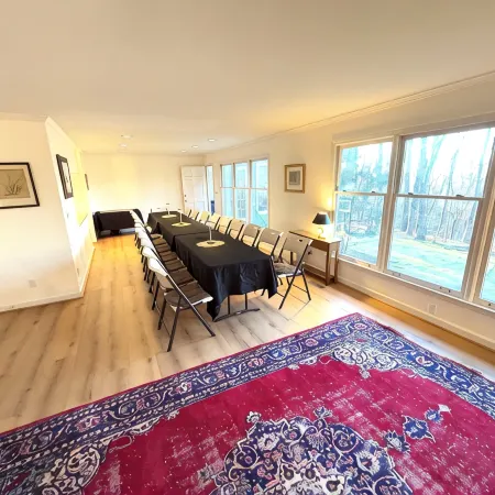 11 Bdrm ~🏠🏡1 Story- 35ppl! 2 HOUSES RETREATS, FIRETABLE🔥Lkt Mtn 6acre