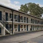 Travelodge by Wyndham Gainesville