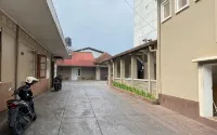 Oemah Kota Hotel - Misafirhane
