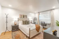 Designer Living Pet-Friendly UNR 2BR 1BATH