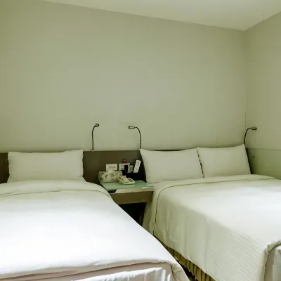 Shihlin Metro Yes Hotels near ملعب تيانمو للبيسبول