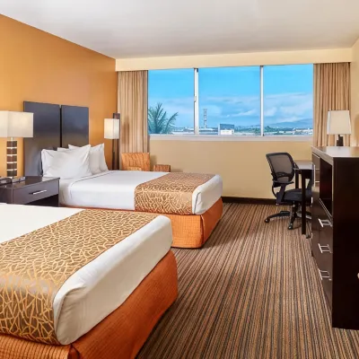 Best Western the Plaza Hotel Hotels near Keehi lagoon