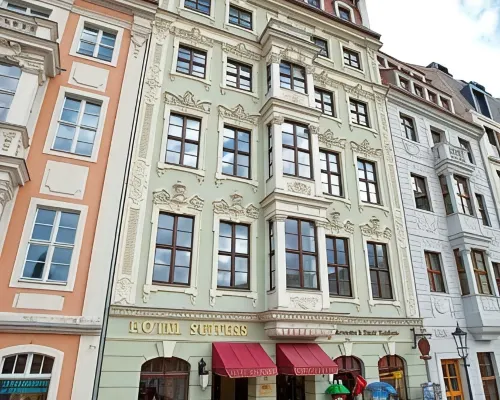 Suitess - An der Frauenkirche Hotels in der Nähe von Synagoge Dresden